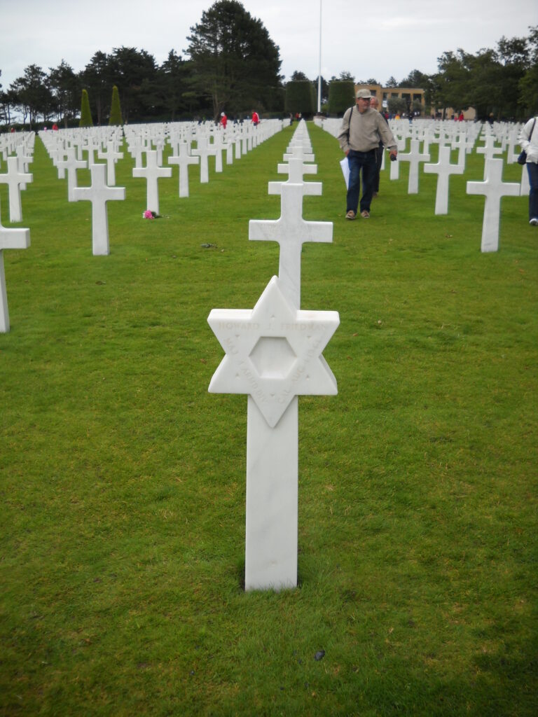 Jewish marker and Latin cross marker